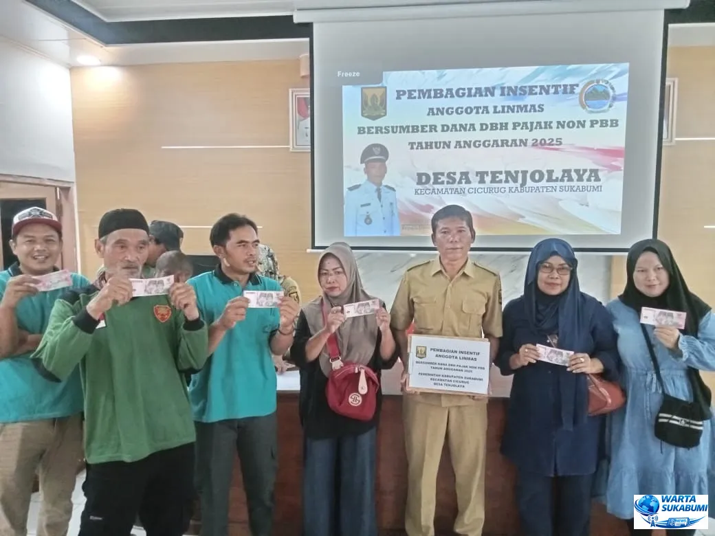 Pemerintah Desa Tenjolaya Cairkan Insentif Linmas Tahap Kedua Tahun 2025